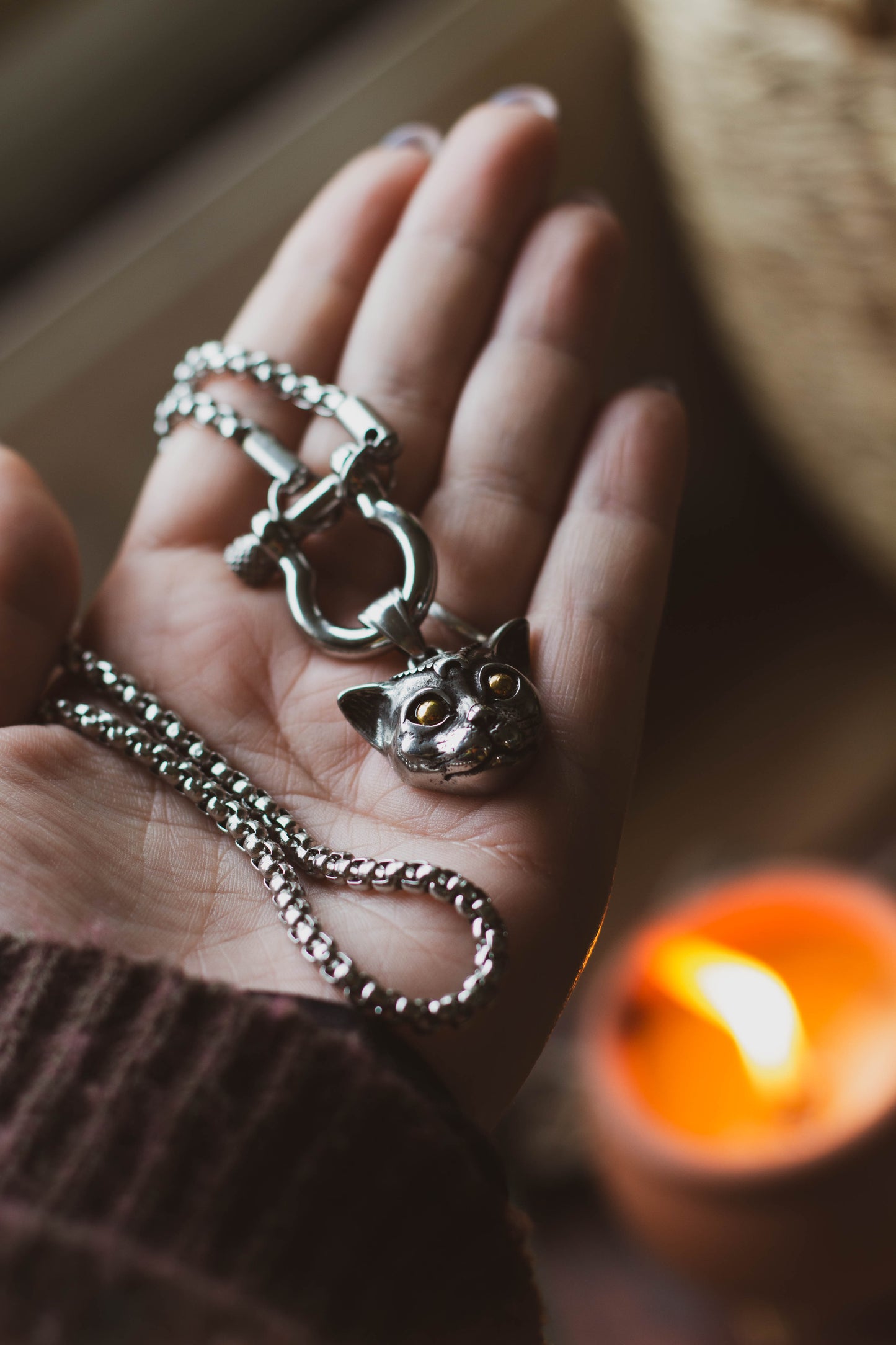 Kitty Familiar Necklace
