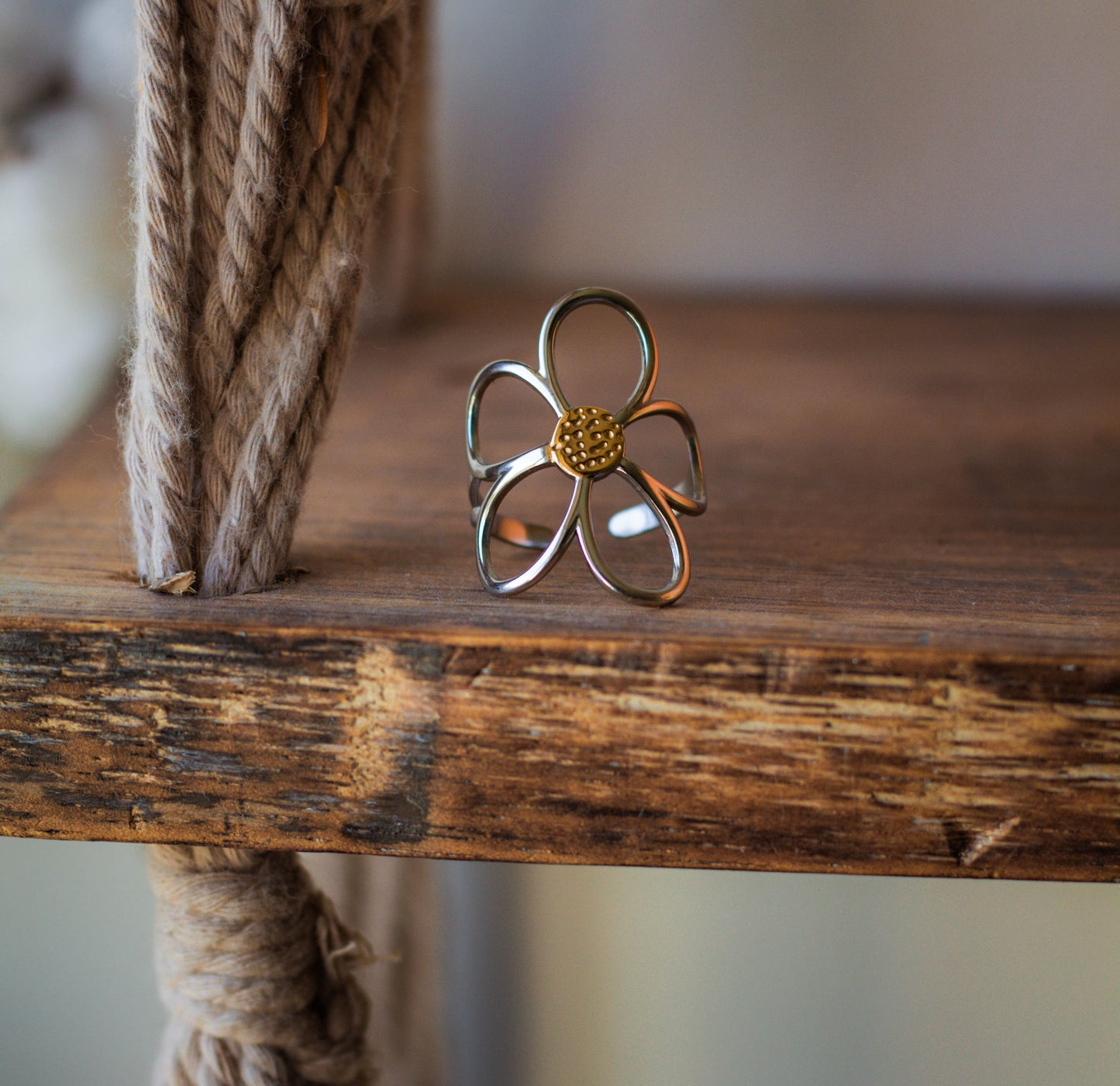 Flower Ring Adjustable