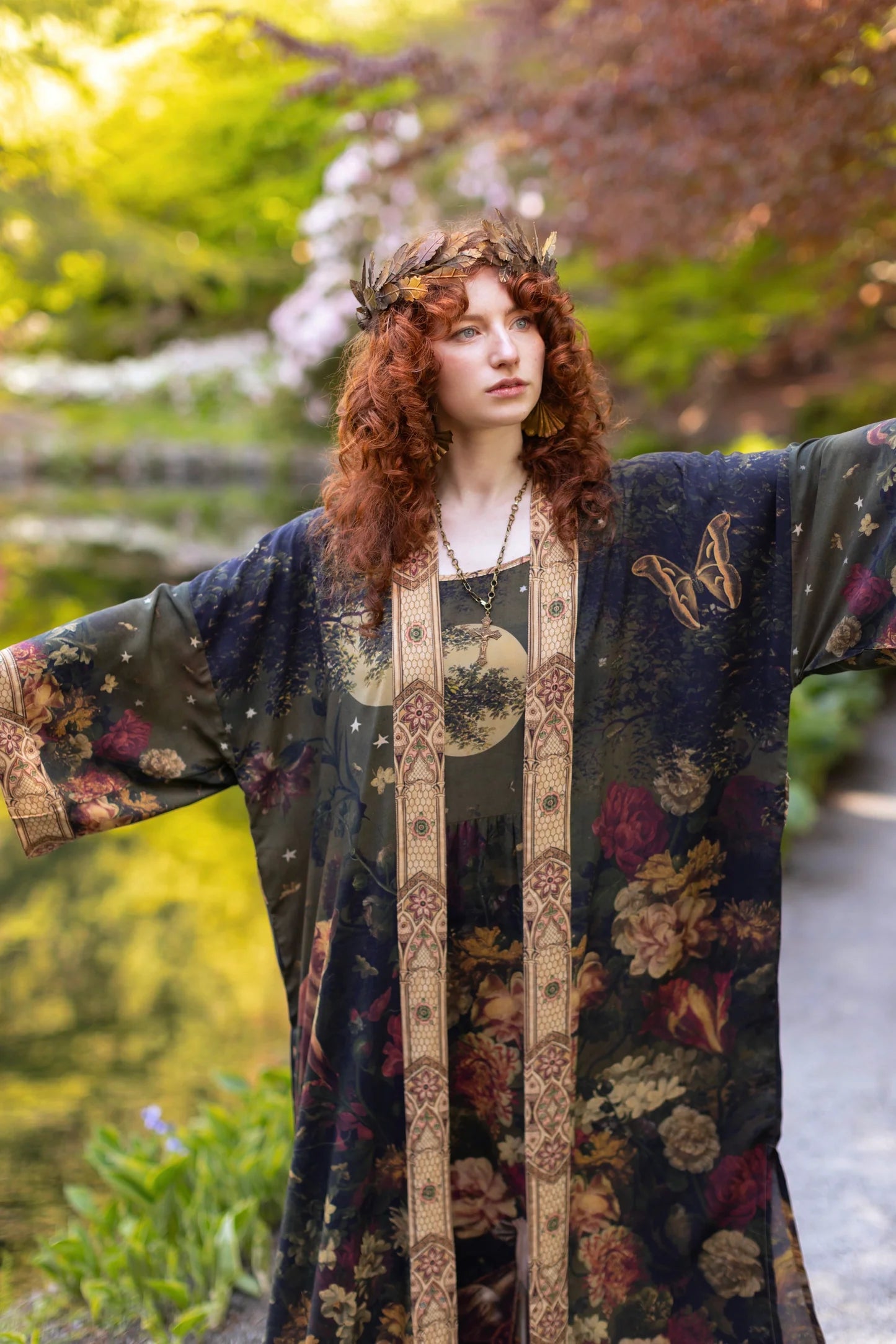 Market Of Stars The Messenger Robe