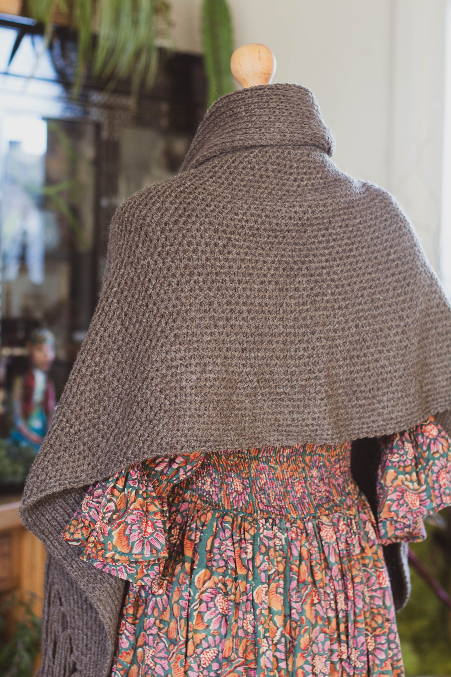 Highland Shawl With Tassels