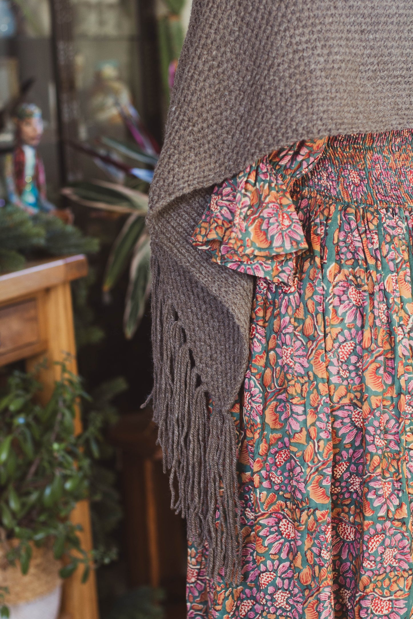 Highland Shawl With Tassels