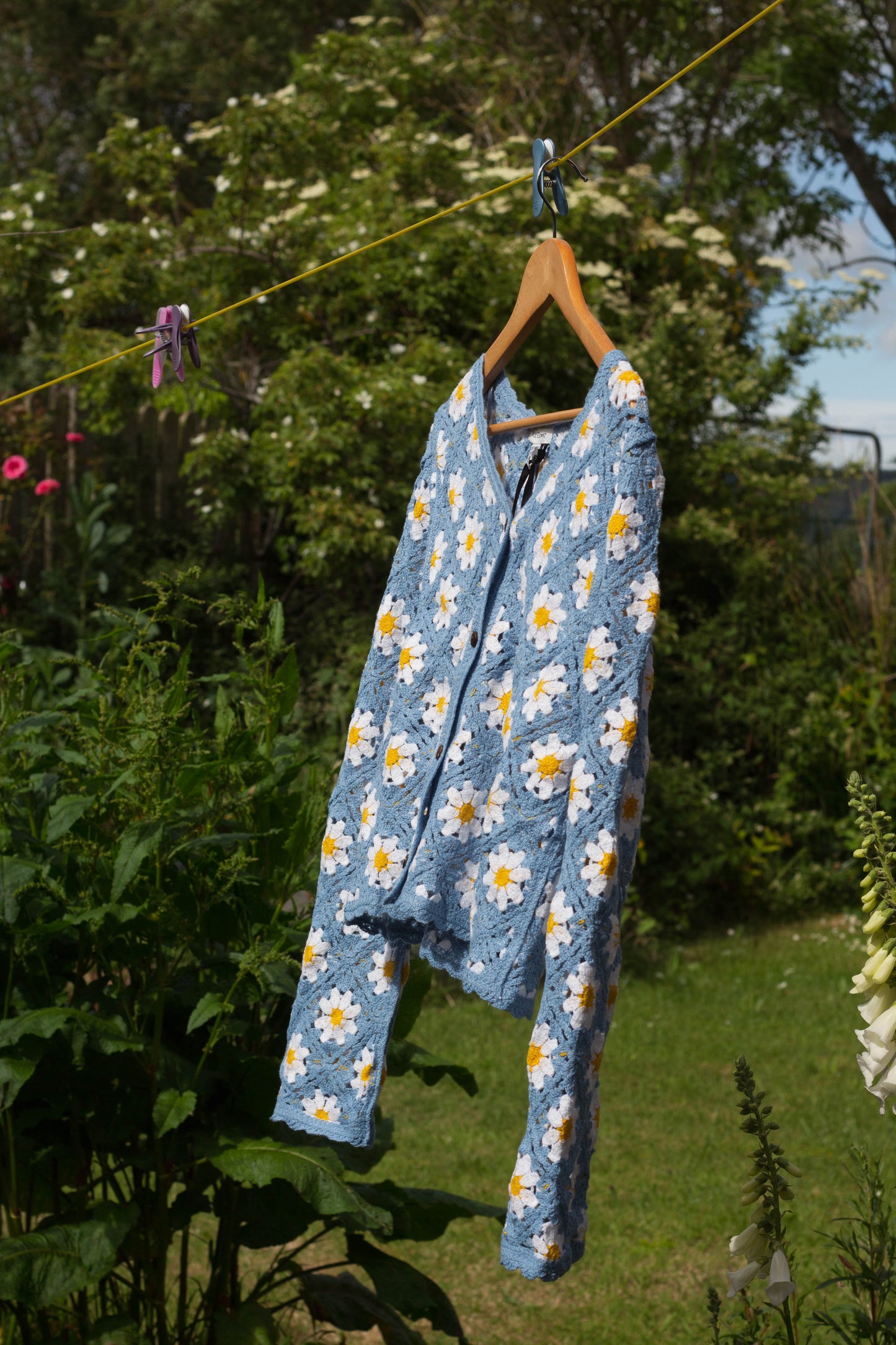 Crochet Daisy Cardigan