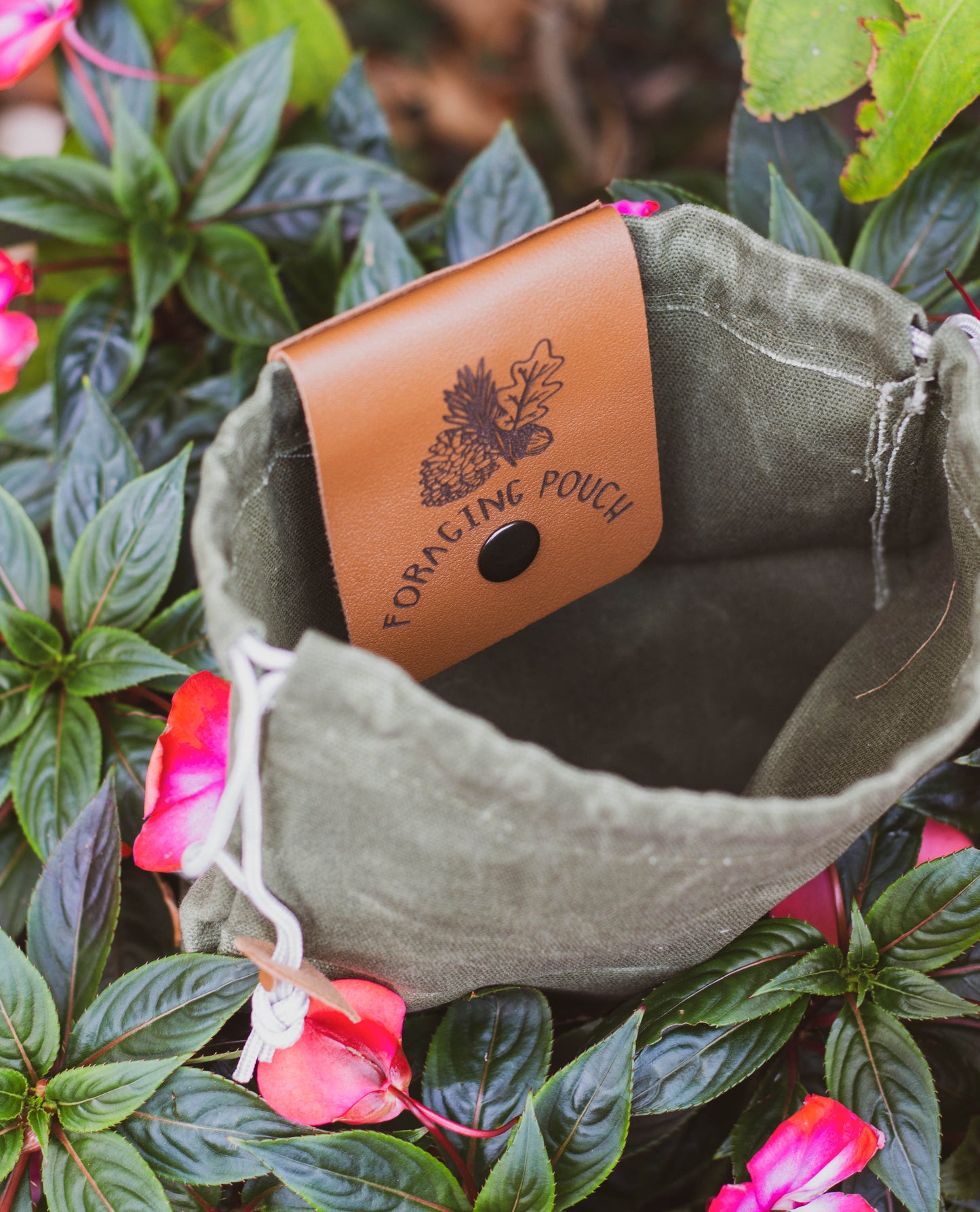 Foraging Pouch