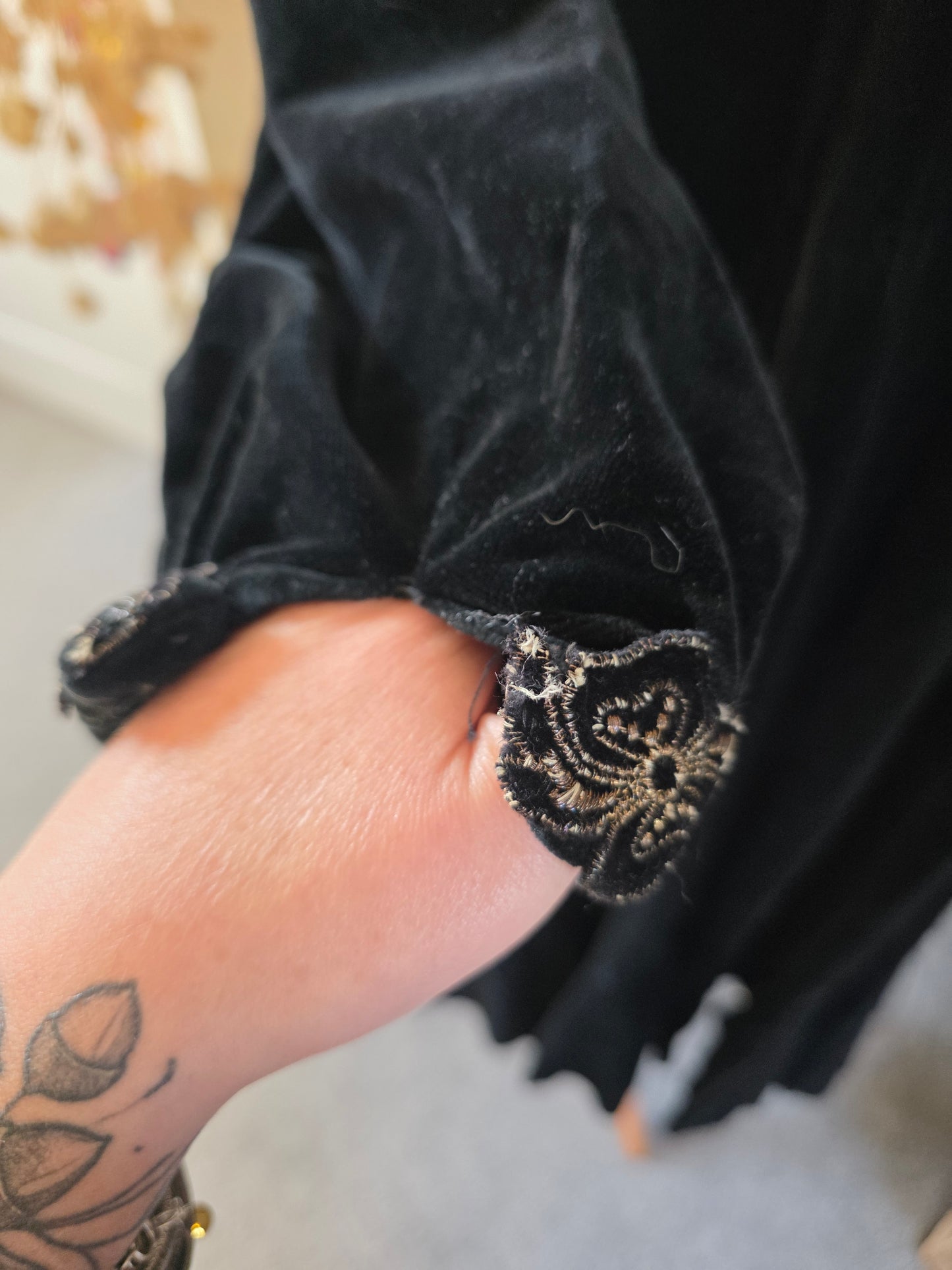 Preloved Vintage 70s Velvet Dress UK16-18